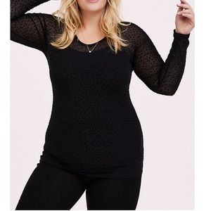 BNWT Torrid mesh black flocked star raglan top 1